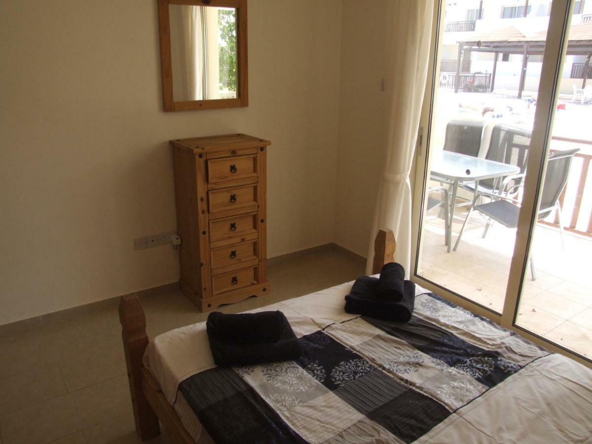 2 Bedroom Poolside Apartment E9 Peyia Buitenkant foto